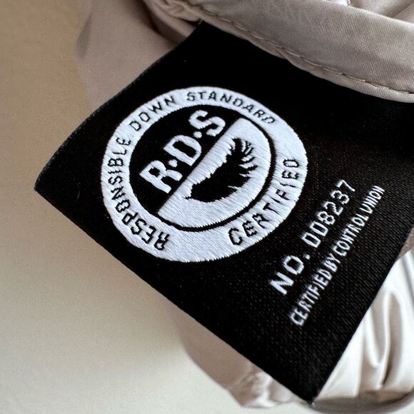 NWT Aritzia TNA Archive Quilted Premium Goose Down Gray Chrome Coat Size XS - Picture 11 of 12